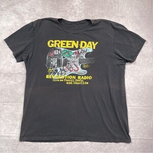 Green Day Revolution Radio T Shirt Adult XL 2XL Black Band Tour Tee Cherry Bombs